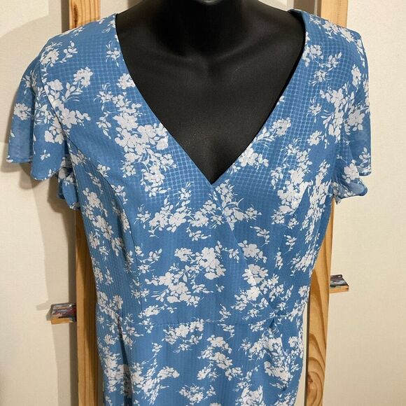 The General Good Irina faux Wrap, high low dress blue size MP ￼ - Picture 2 of 10